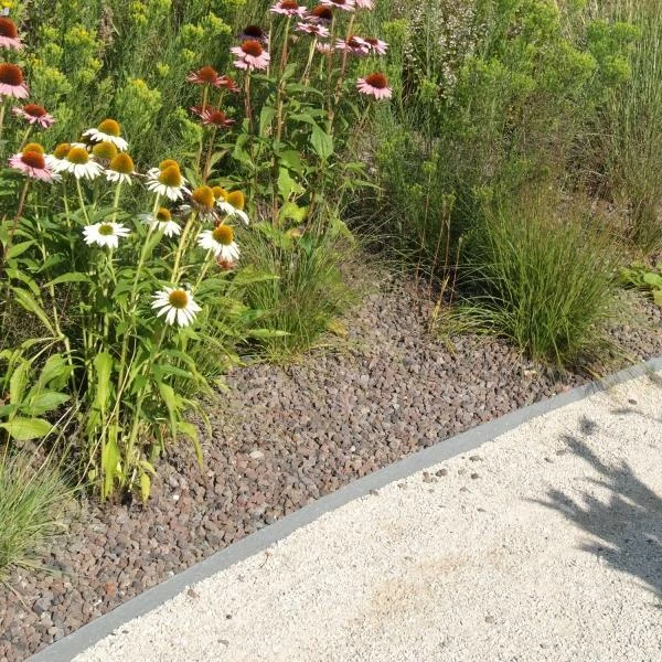 Ecoo Tuin- Of Vijverafboording Ecolat 14 Cm × 25 M - Grijs 3 Ecoo Tuin- Of Vijverafboording Ecolat 14 Cm × 25 M - Grijs