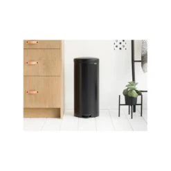 Pedaalemmer NewIcon BRABANTIA - 30 Liter Mat Zwart -Tuingereedschap Winkel pedaalemmer newicon 30 liter mat zwart 1608012193 3 600