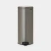 Pedaalemmer NewIcon BRABANTIA - 30 Liter Platinum -Tuingereedschap Winkel pedaalemmer newicon 30 liter platinum 1608011499 1 600