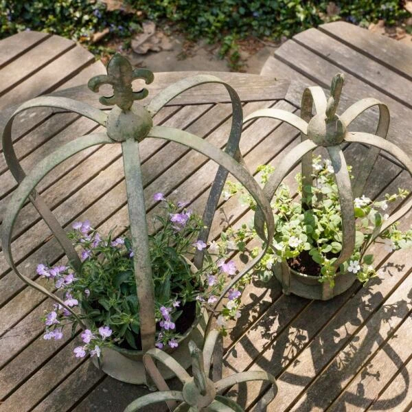 ESSCHERT DESIGN Pothouders Kroon - Aged Metal - Set Van 3 Stuks 4 ESSCHERT DESIGN Pothouders Kroon - Aged Metal - Set Van 3 Stuks - Afbeelding 2